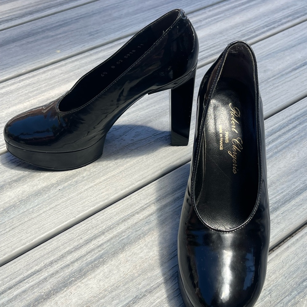 Robert Clergerie Black Patent Leather Women's Shoes - Made in France (Like New) - Picture 5 of 9
